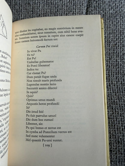 1961 Winnie Ille Pu - A. A. Milne (E. H. Shepard illust) In Latin Translated by Alexander Lenard (Methuen)