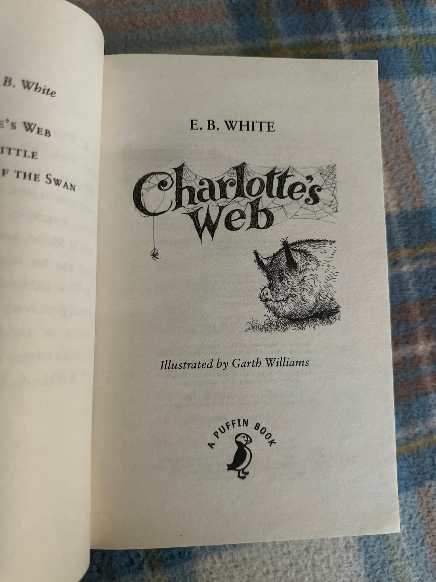 2013 Charlotte’s Web - E. B. White(Garth Williams Illust) Puffin Book