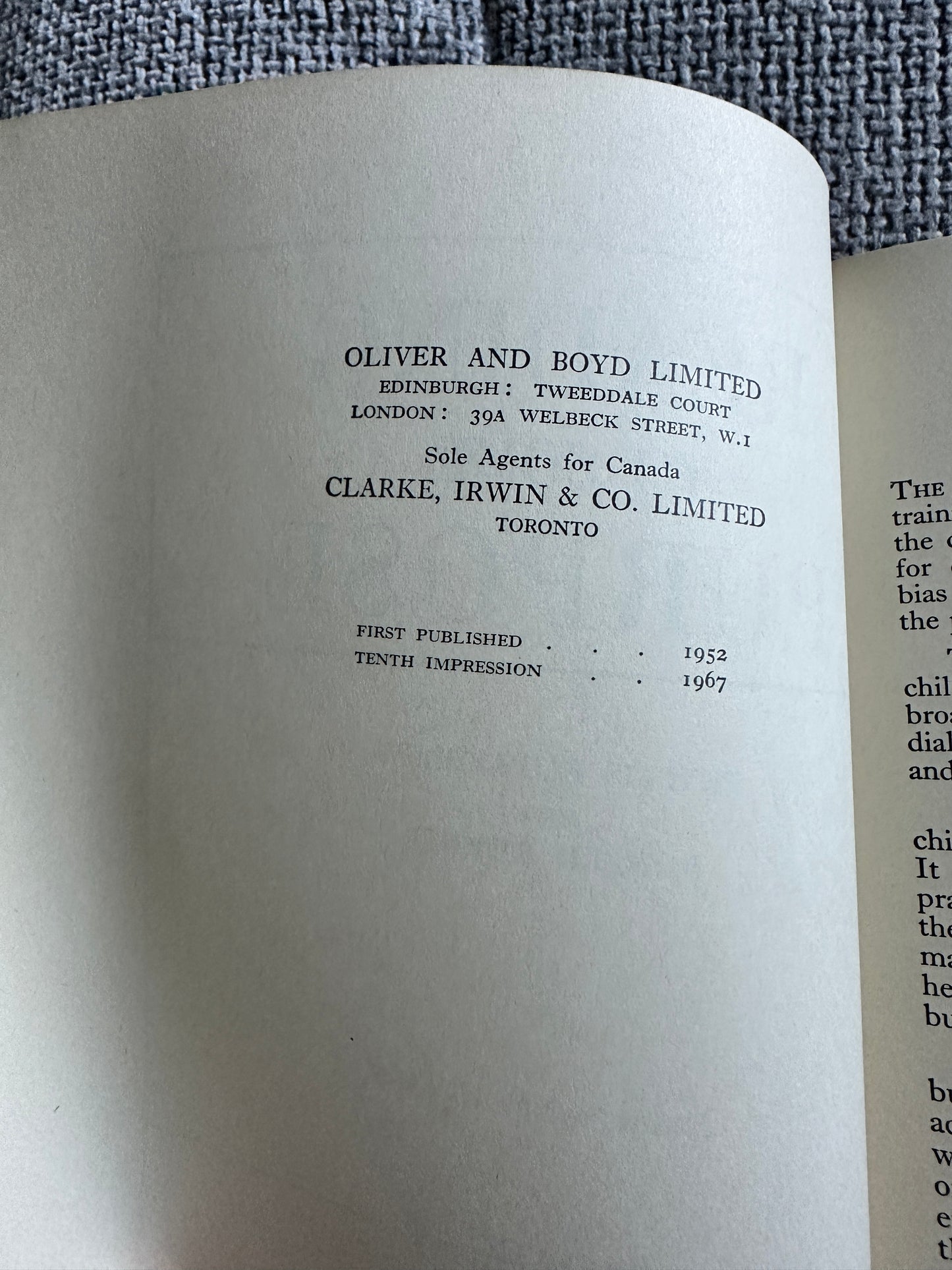 1967 Reading To Some Purpose Book 1 - Phyllis Flowerdew & Ronald Ridout(Illust H. Lutry)Oliver & Boyd Publisher