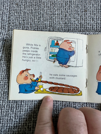 1976 The Pig Family - Richard Scarry(Hamlyn Published)