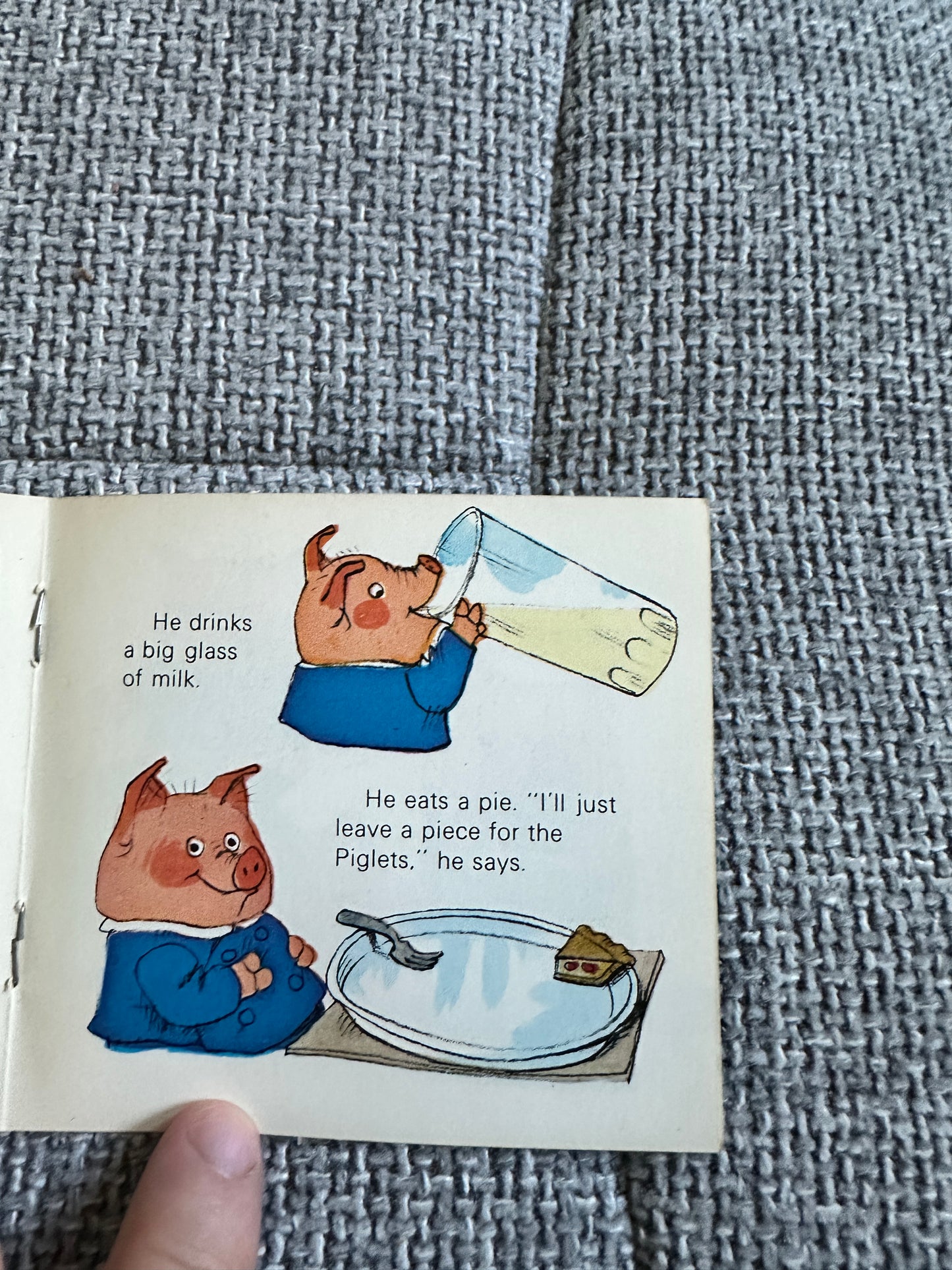 1976 The Pig Family - Richard Scarry(Hamlyn Published)