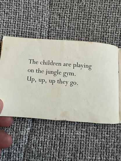 1960’s Ready To Read: Playtime - Dora Riddell(School Publications Branch, Dept Of Education, New Zealand