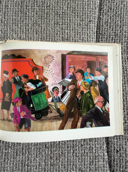 1971 Main Line Engines - The Rev. W. Awdry (Gunvor & Peter Edwards illust) Kaye & Ward Ltd