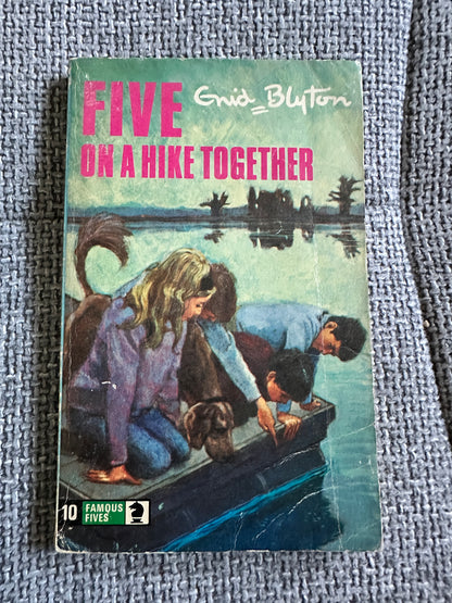 1972 Five On A Hike Together - Enid Blyton(Betty Maxey Illust) Knight Books