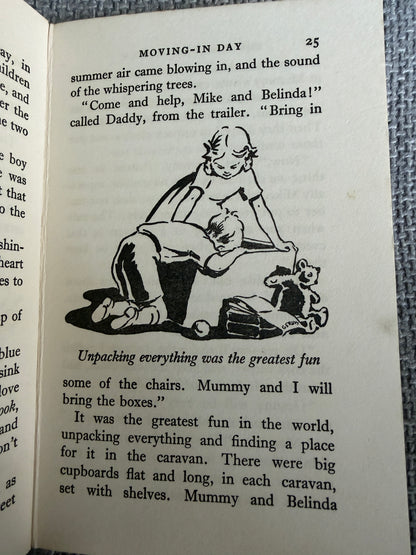 1965 The Caravan Family - Enid Blyton (Ruth Gervis illust) Lutterworth Press