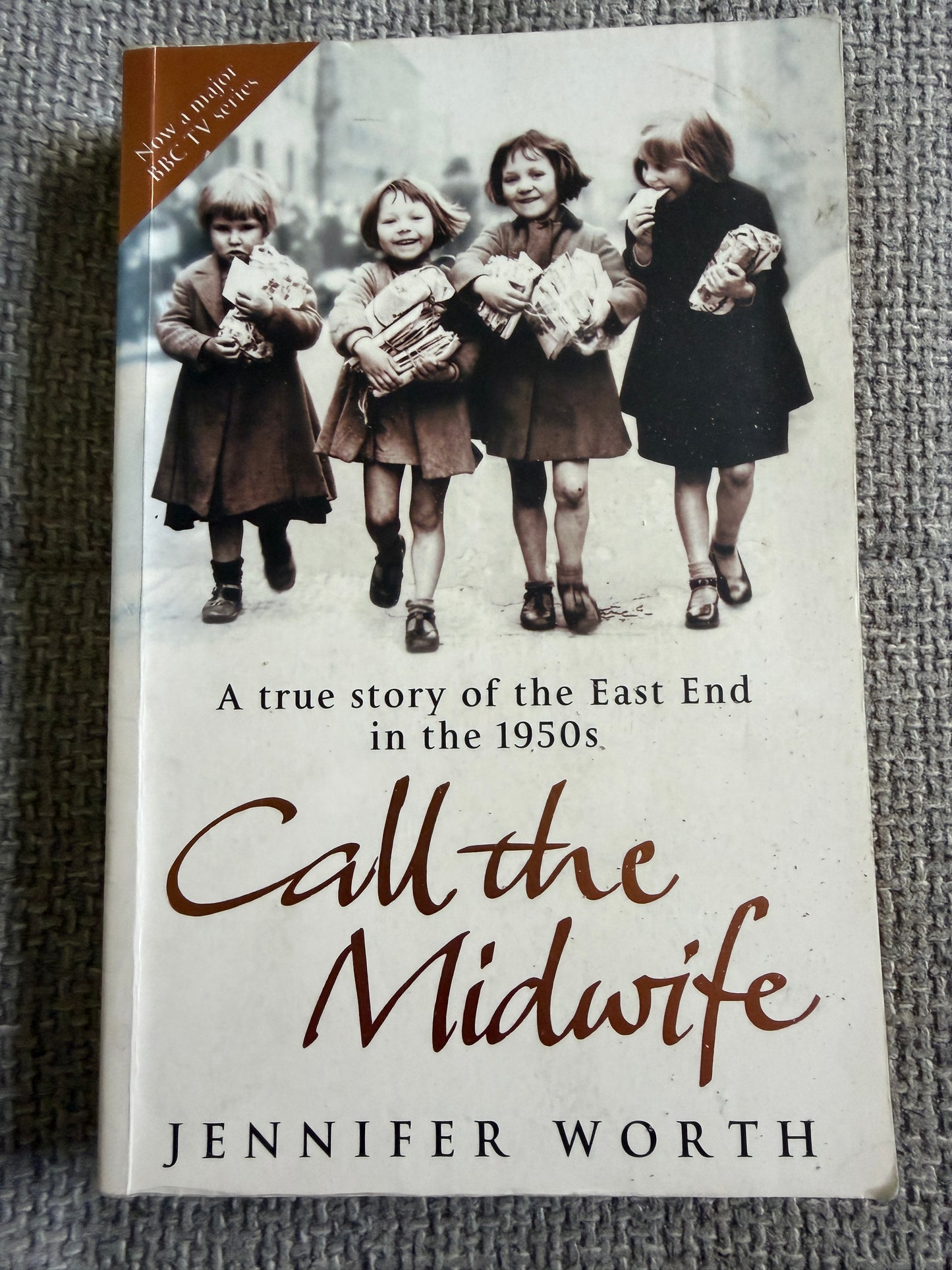 2008 Call The Midwife - Jennifer Worth (Phoenix Pub)