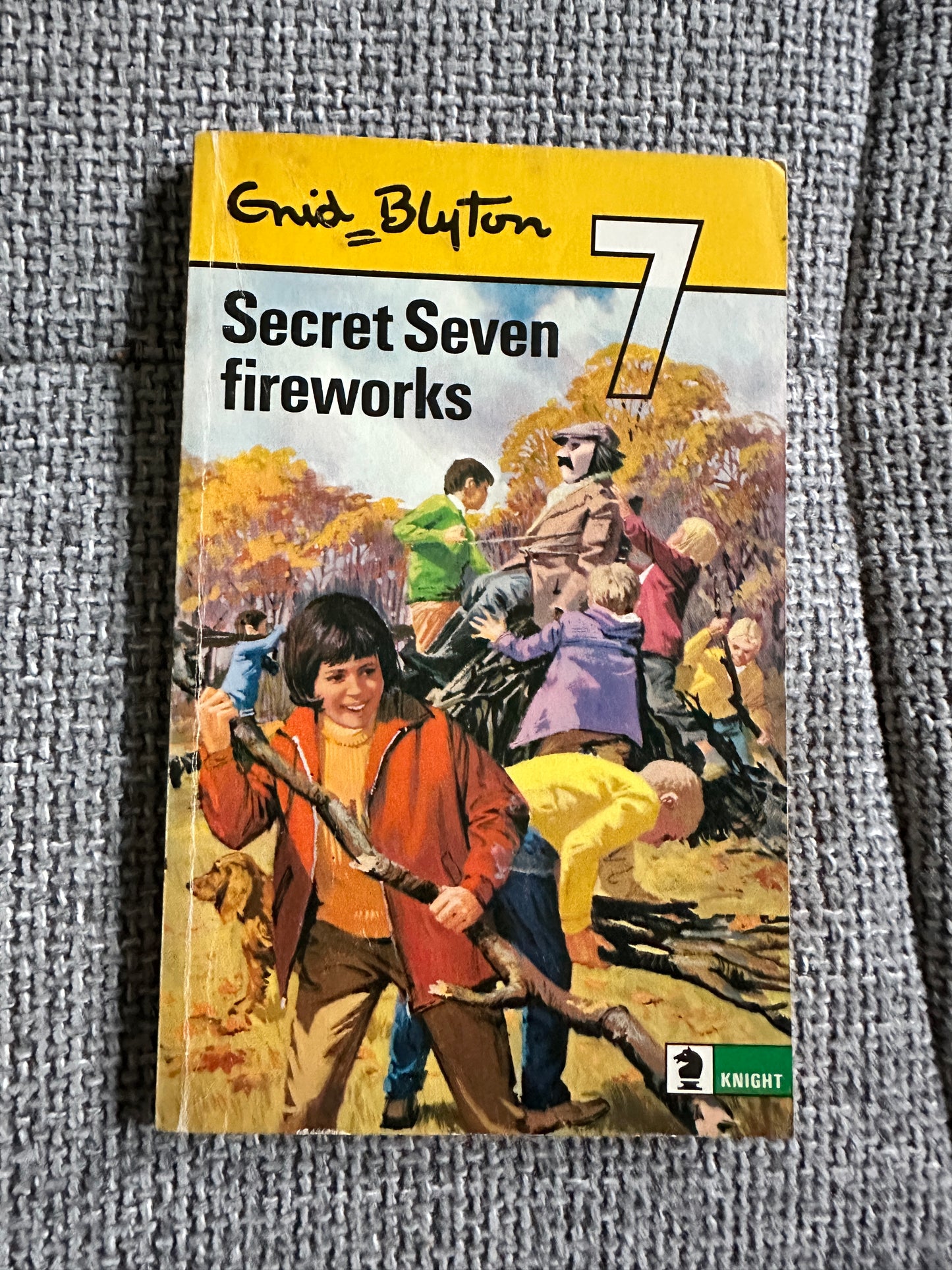 1975 Secret Seven Fireworks - Enid Blyton(Derek Lucas Illust)Knight Books