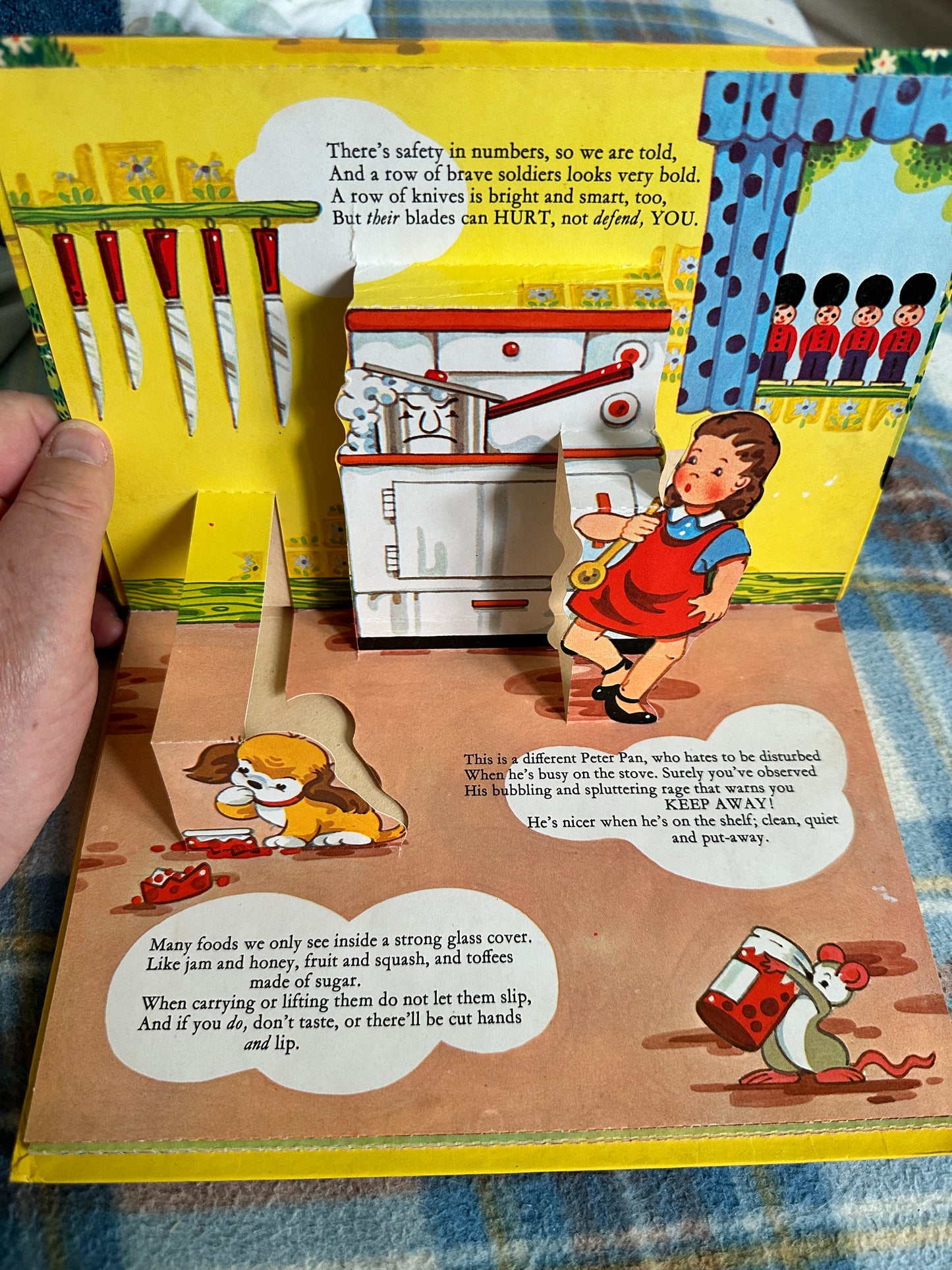 1969 A Safety First At Home Pop-Up Book(Dean & Son)