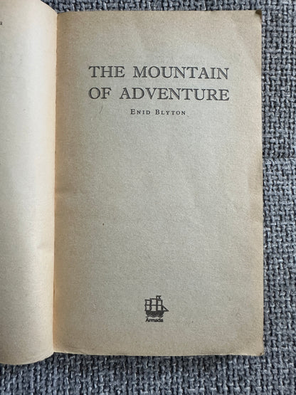 1969*1st*Mountain Of Adventure - Enid Blyton(Armada Paperbacks)