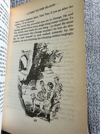 1997 Five On Treasure Island - Enid Blyton(Eileen A. Soper) Hodder Headline Ltd