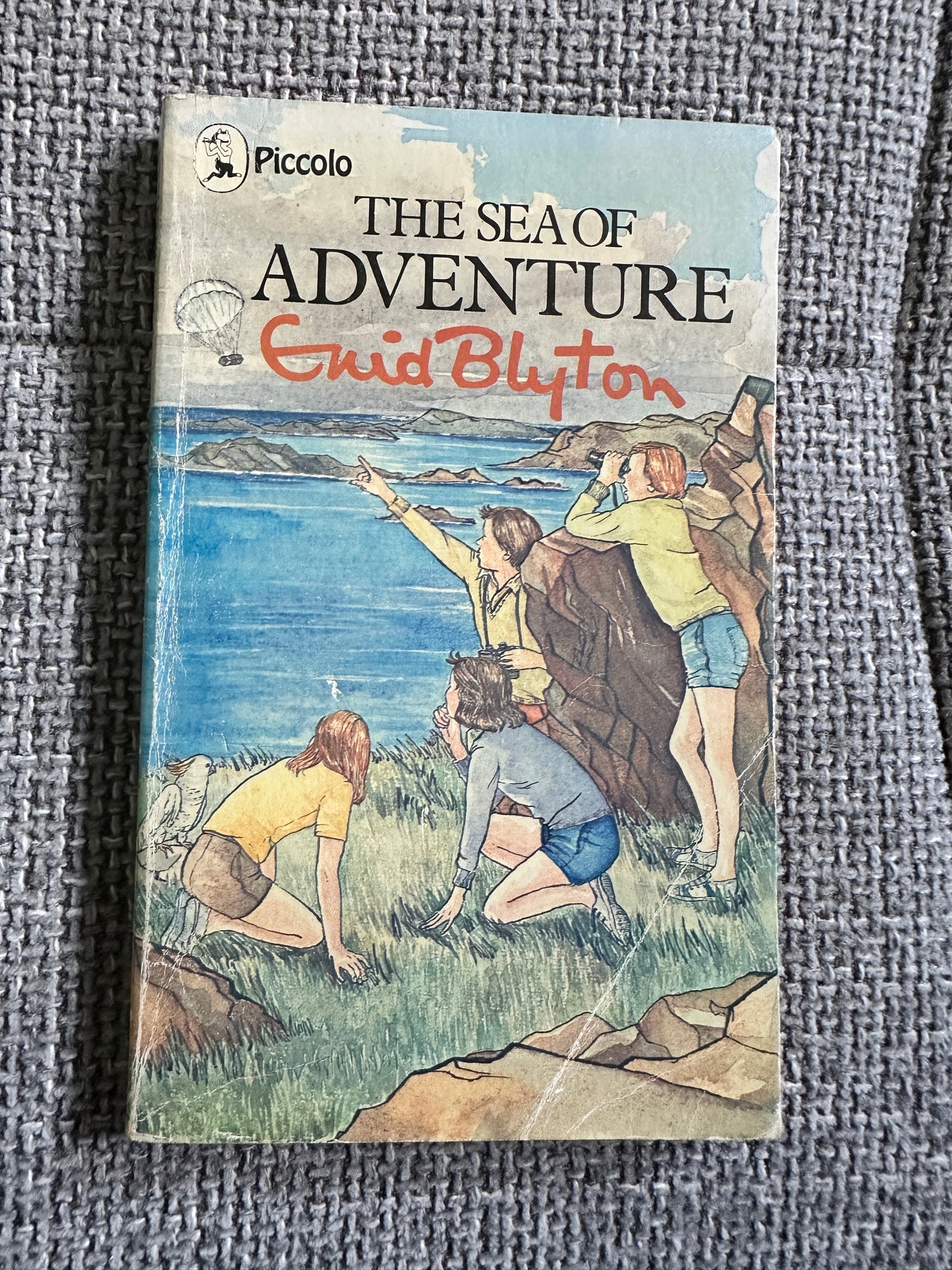 1975 The Sea Of Adventure - Enid Blyton(Stuart Tresilian Illust) Piccolo Publisher