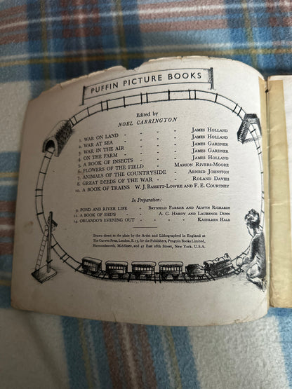 1941*1st* A Book Of Trains(Puffin Picture Book No 10)W.J. Bassett-Lowke & F.E. Courtney(Illust)