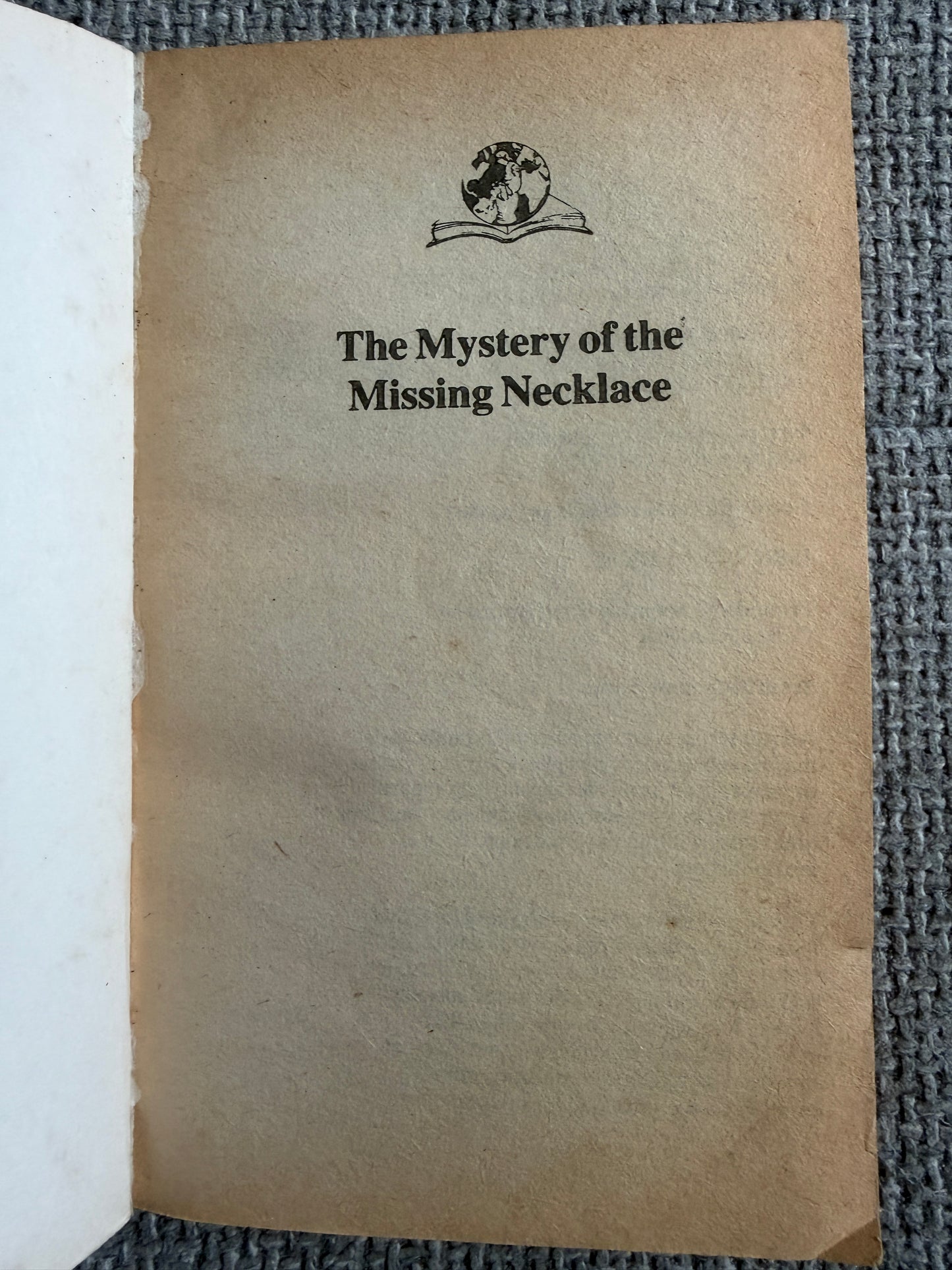 1986 The Mystery Of The Missing Necklace - Enid Blyton (Jenny Chapple illust) Dragon Grafton Books