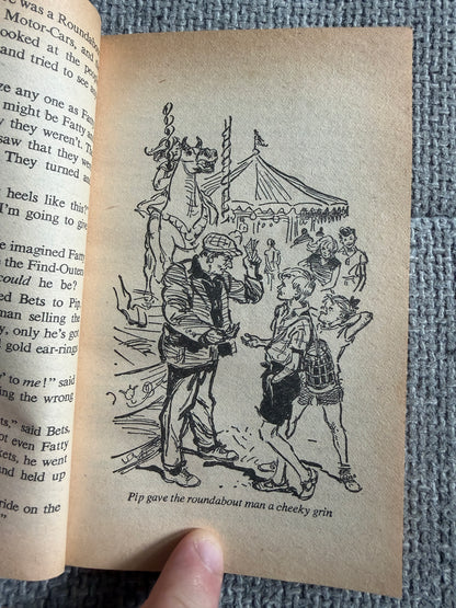 1986 The Mystery Of The Missing Necklace - Enid Blyton (Jenny Chapple illust) Dragon Grafton Books