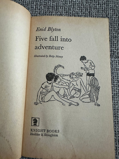 1976 Five Fall Into Adventure - Enid Blyton(Betty Maxey Illust)Knight Books