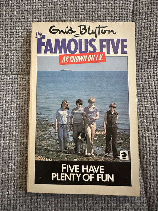 1980 Five Have Plenty Of Fun - Enid Blyton(Betty Maxey) Knight Books