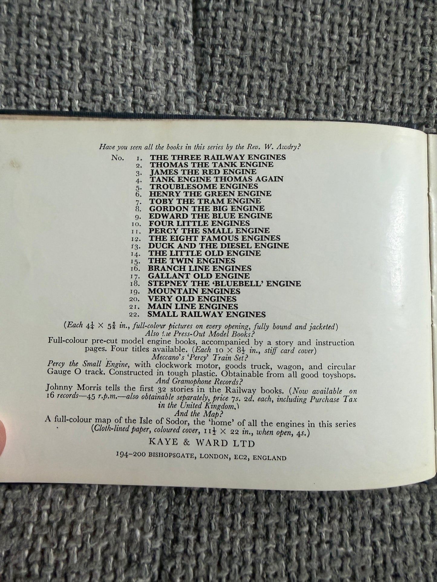 1967*1st* Small Railway Engines(No22) Rev. W. Awdry (Peter & Gunvor Edwards illust) Kaye & Ward Ltd