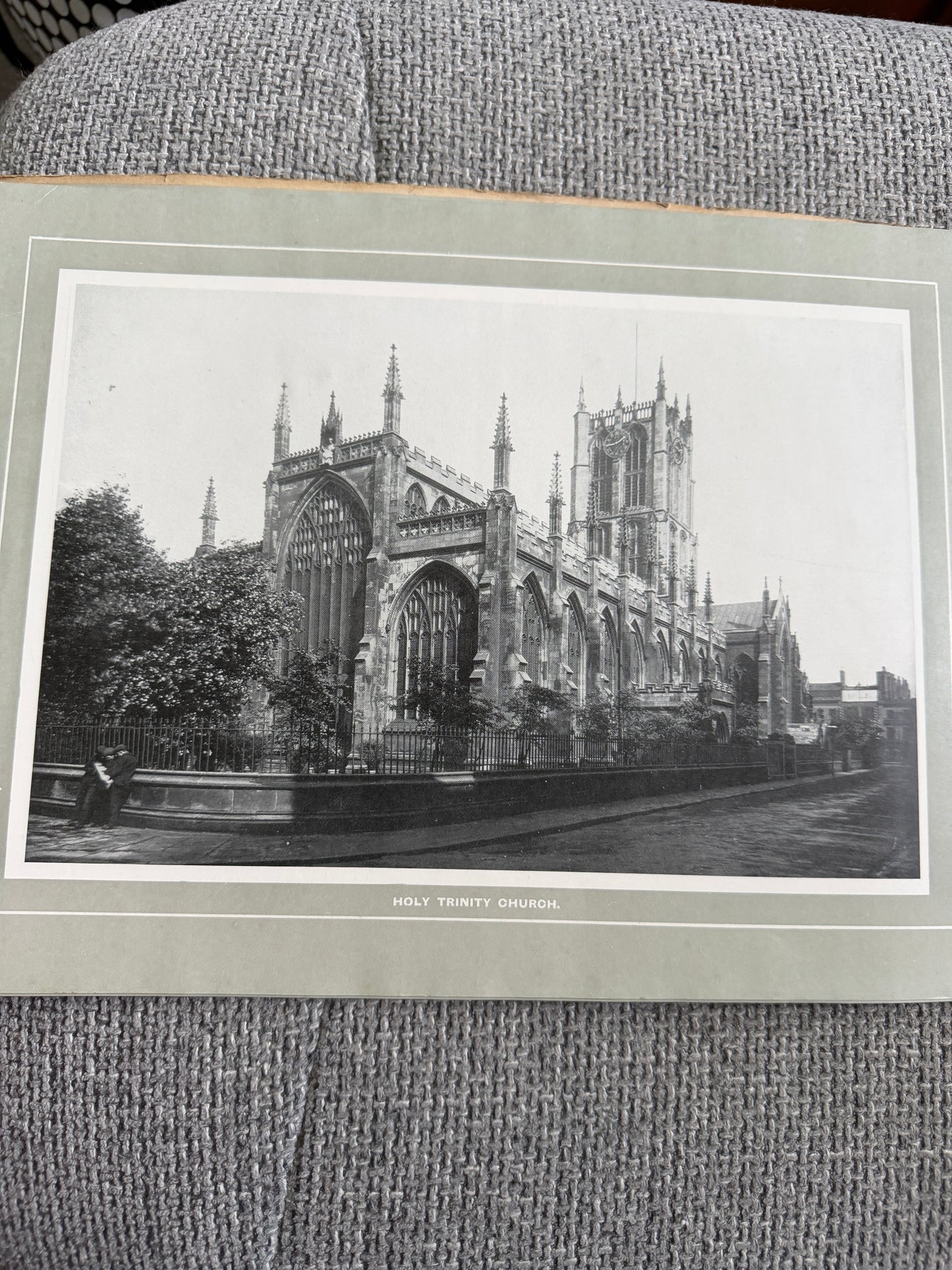 c.1905–1910 Views of Hull and Beverley, W.R.&S. Reliable Series — early photographic souvenir album featuring Hull and Beverley, including Hull Town Hall, Hymers College, Holy Trinity Church, Pearson’s Park and King Edward Street with trams.