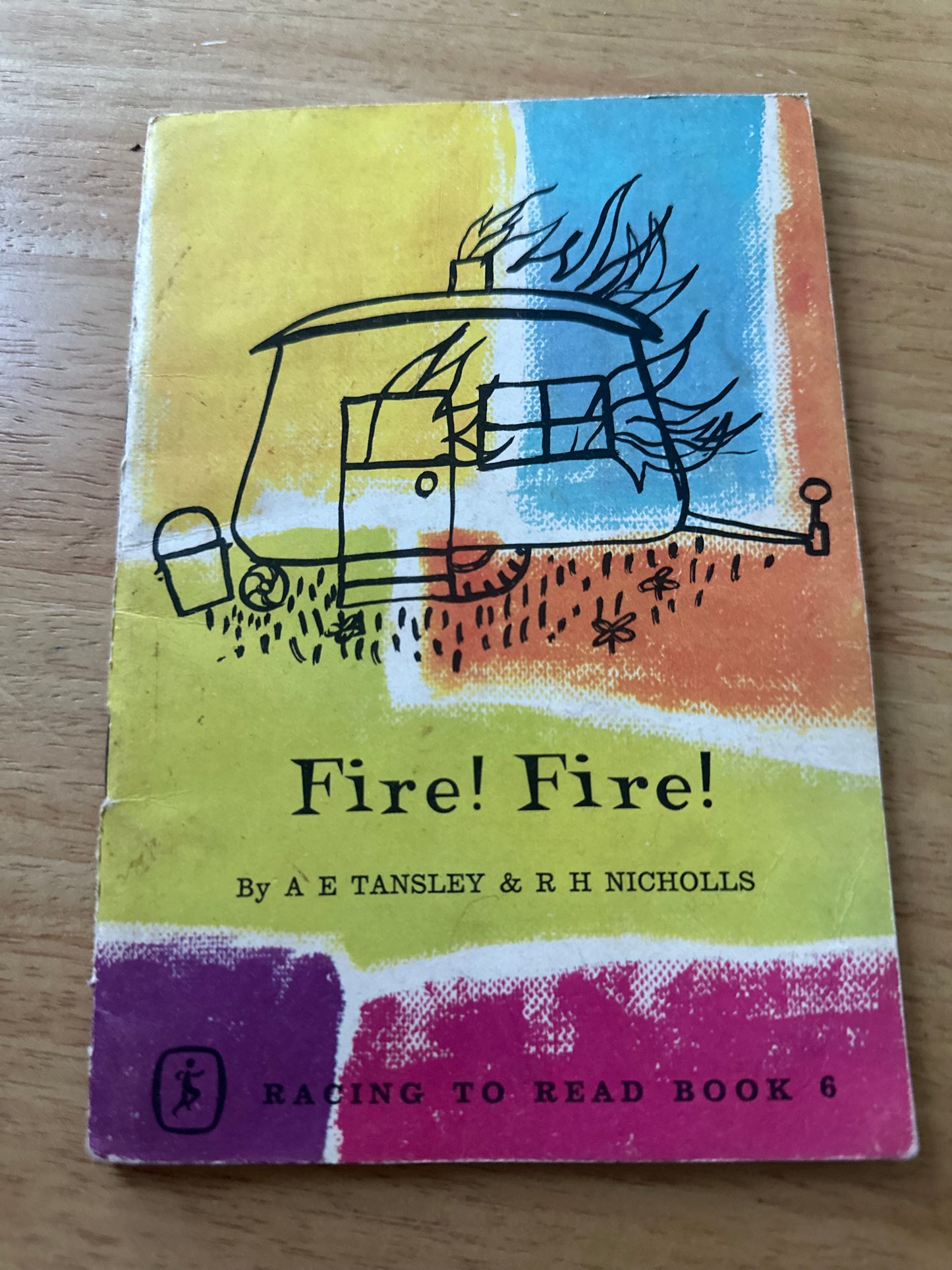 1962*1st*Racing To Read Bk6 Fire! Fire! - A. E. Tansley & R. H. Nicholls(F.Pash illustration) E.J. Arnold & Son Ltd