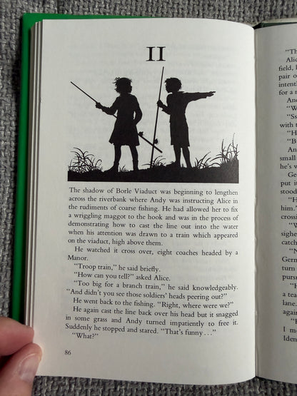 1981*1st* God’s Wonderful Railway: Fire On The Line - Avril Rowlands (BBC Books)