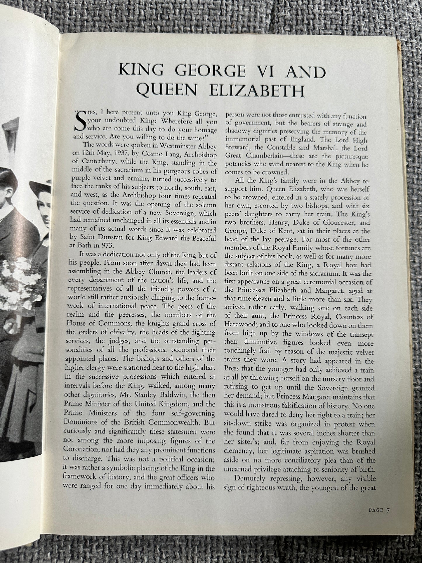 1950*1st* The Royal Family(The Illustrated Story Of The Royal Family’s Service To Britain & The Commonwealth) Dermot Morrah(Odhams Press)