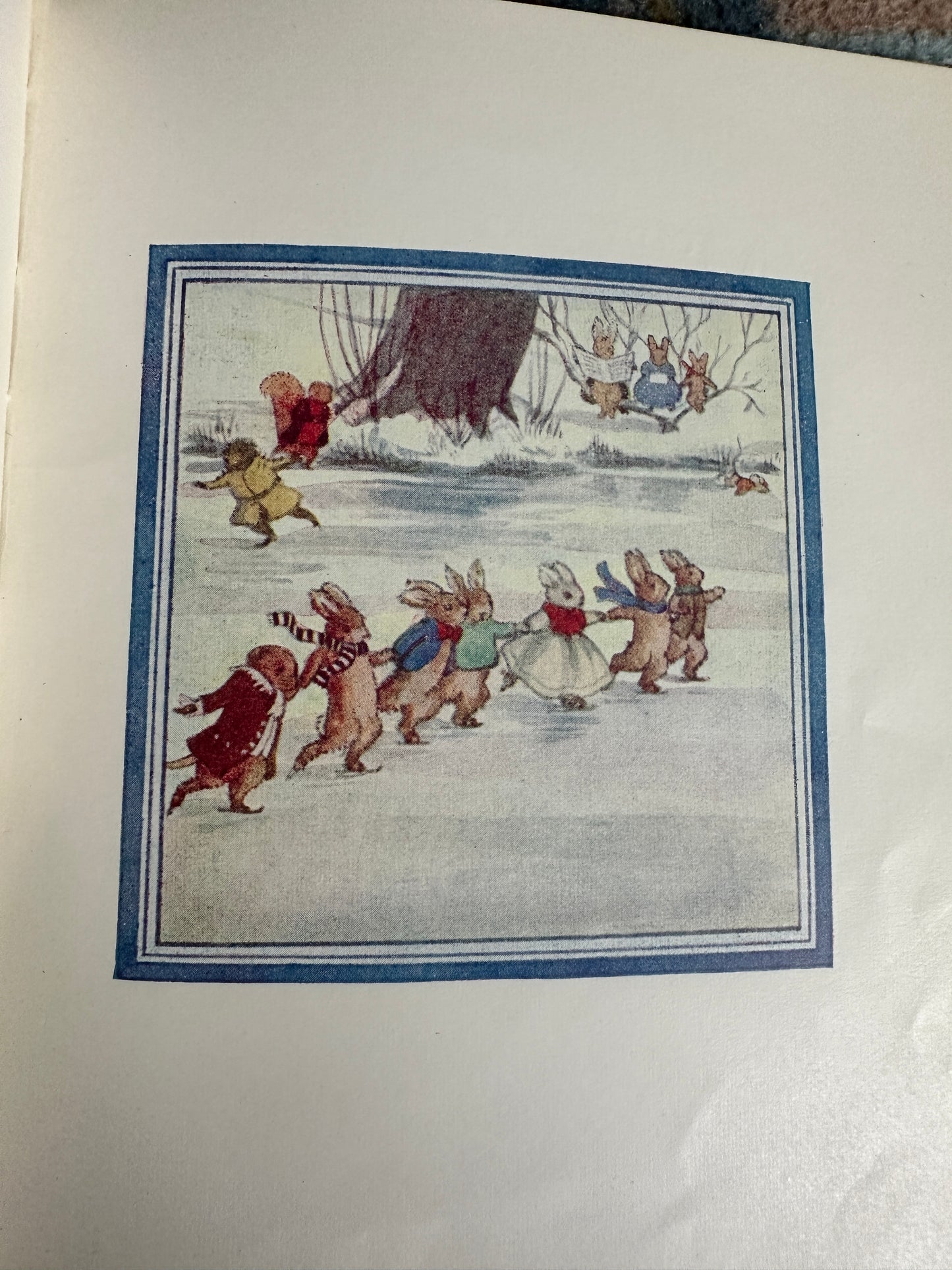 1956 Squirrel Goes Skating - Alison Uttley(Margaret Tempest illustration)Collins