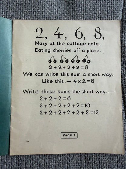 1940 The Peg Family Number Books No.3  (MacMillan & Co Ltd)