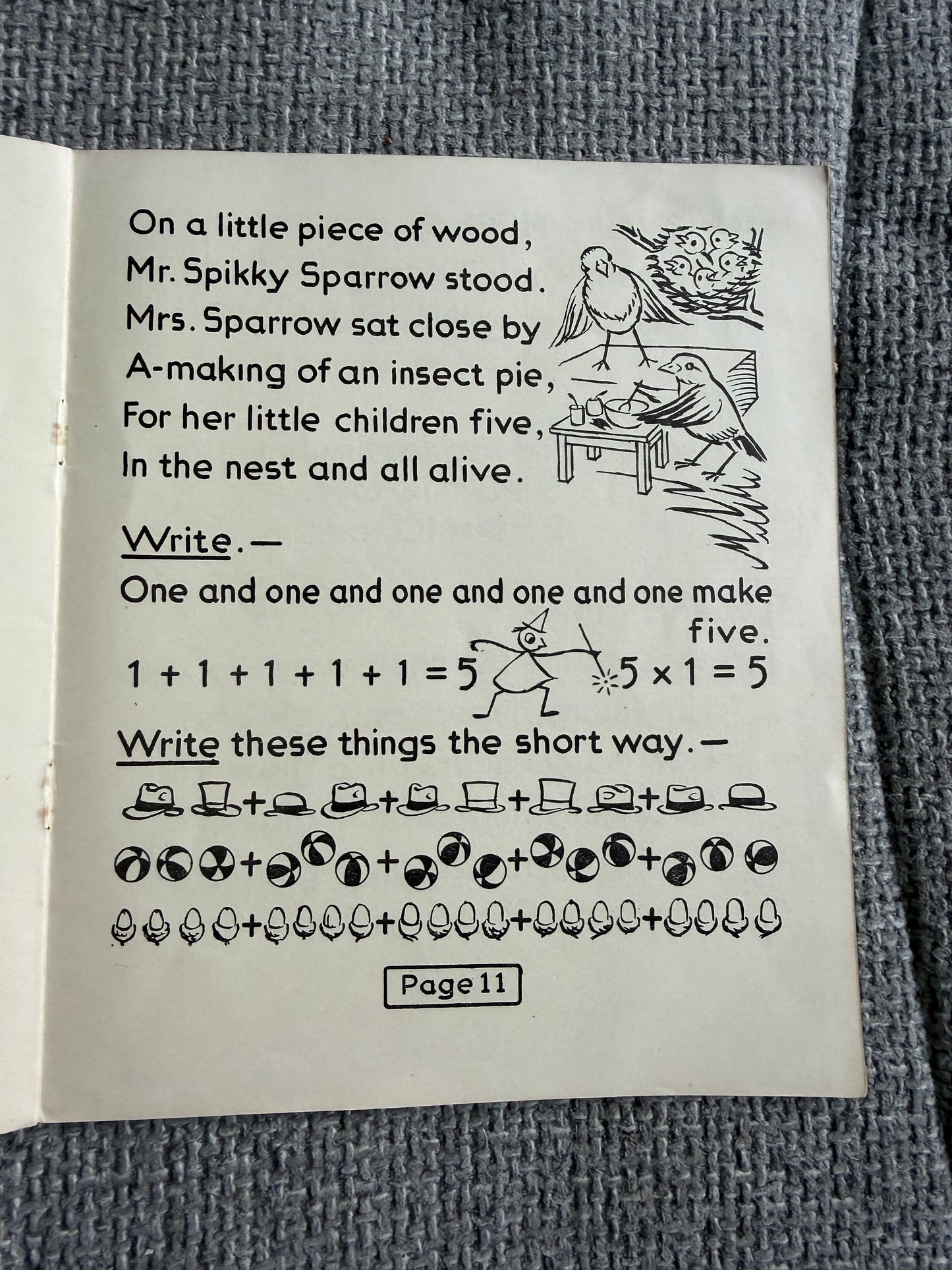 1940 The Peg Family Number Books No.3  (MacMillan & Co Ltd)