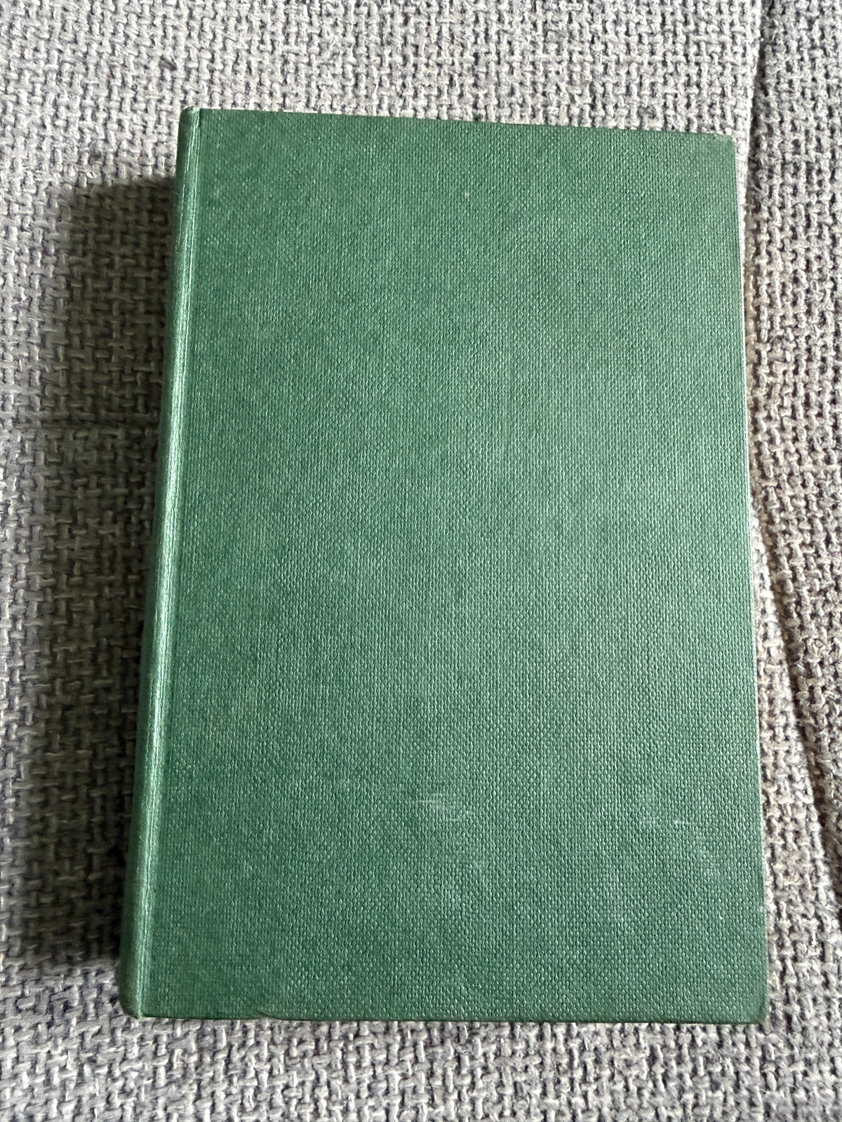 1968 White Boots - Noel Streatfield (Milein Cosman illust) Collins