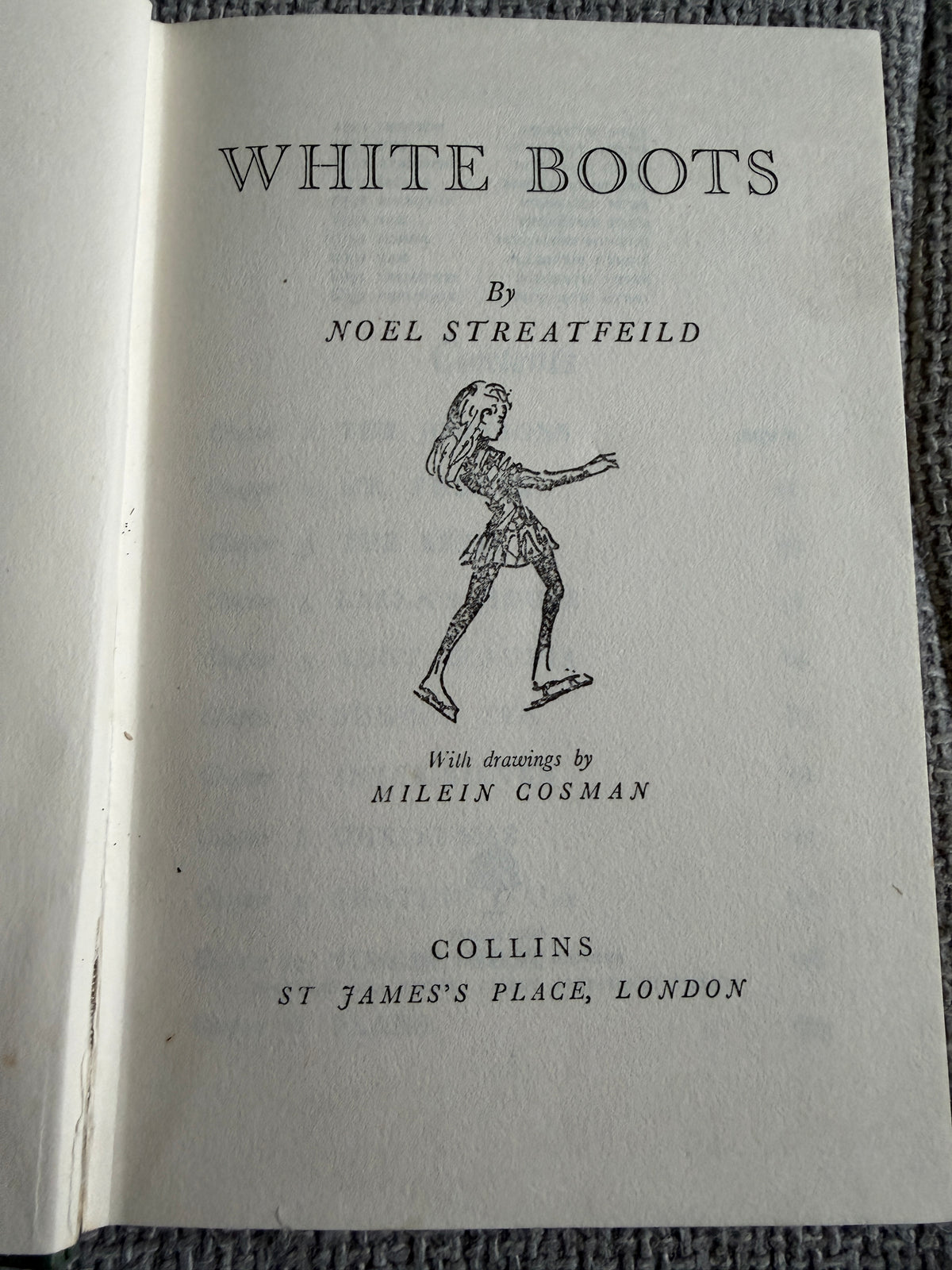1968 White Boots - Noel Streatfield (Milein Cosman illust) Collins
