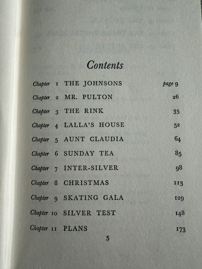1968 White Boots - Noel Streatfield (Milein Cosman illust) Collins