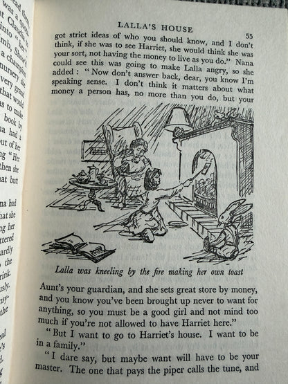1968 White Boots - Noel Streatfield (Milein Cosman illust) Collins