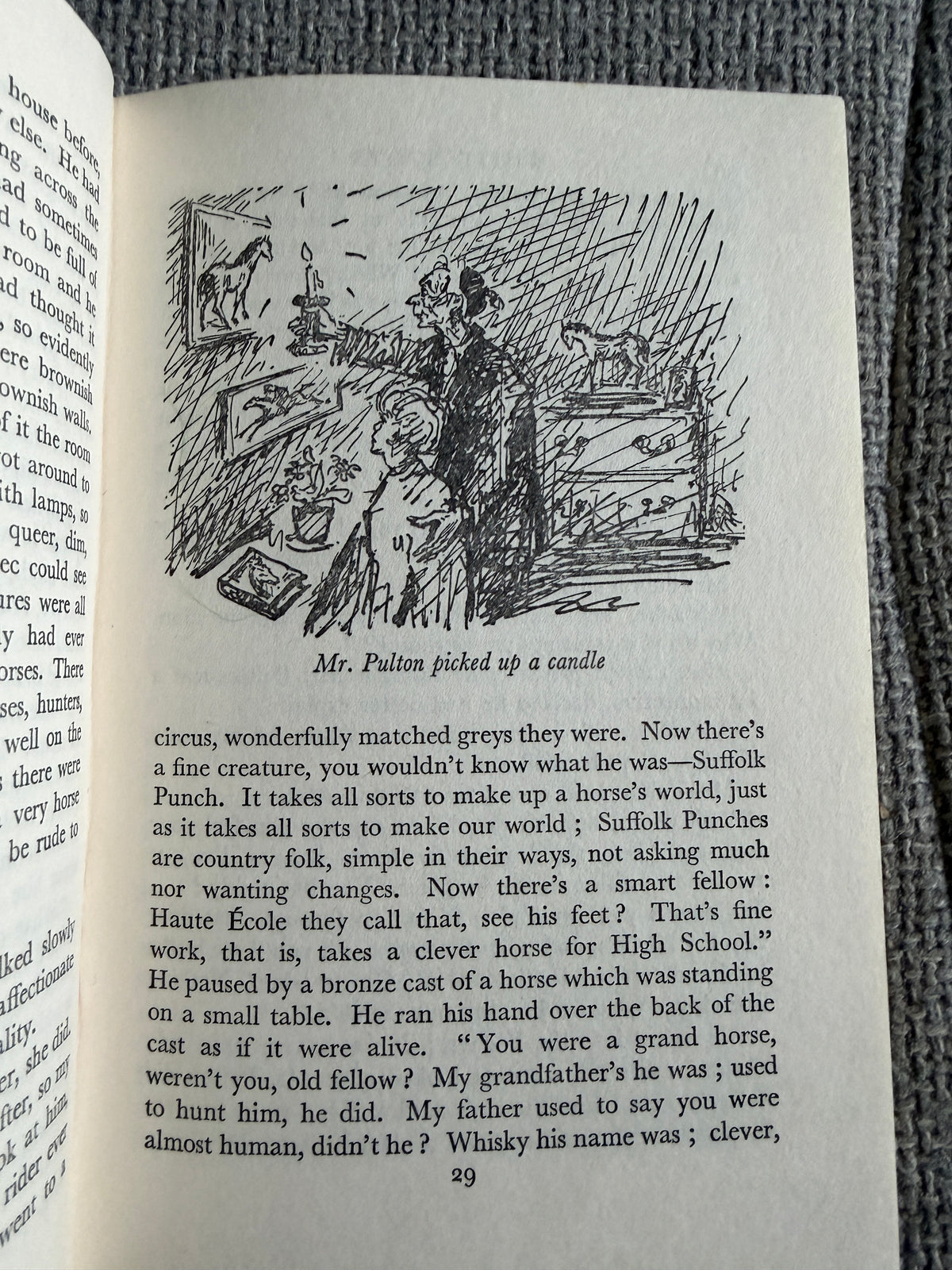 1968 White Boots - Noel Streatfield (Milein Cosman illust) Collins