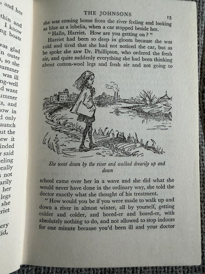 1968 White Boots - Noel Streatfield (Milein Cosman illust) Collins