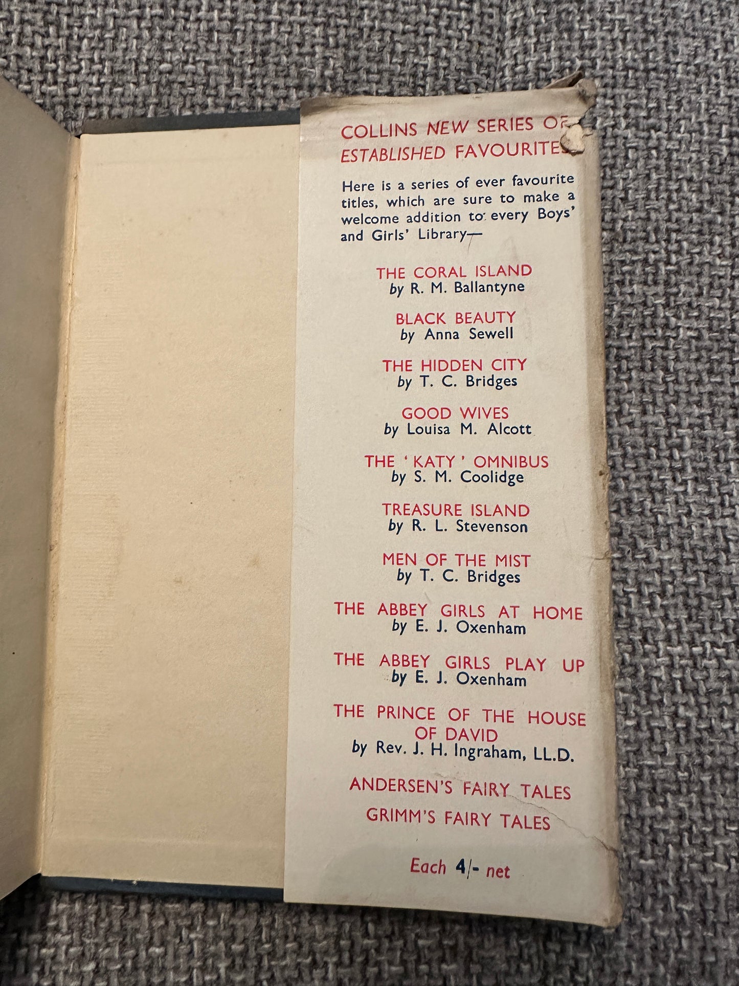 1948 The Abbey Girls Play Up - Elsie Oxenham(Collins)