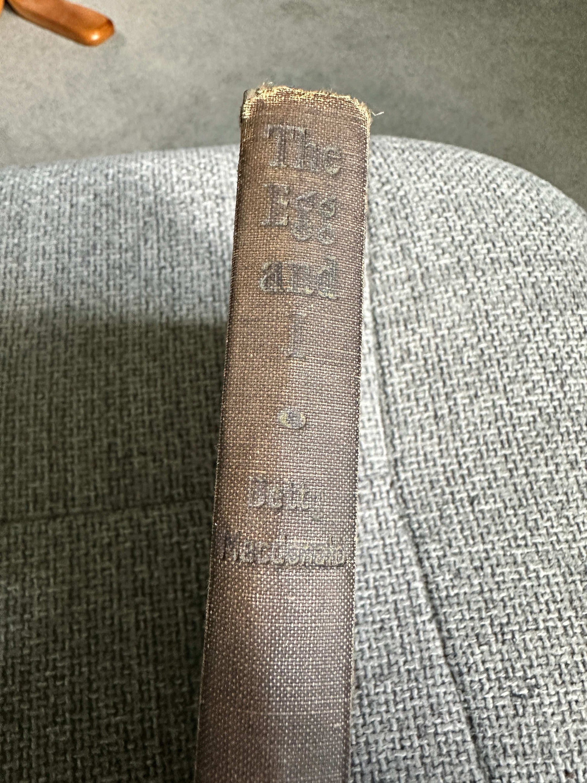 1948 The Egg & I - Betty MacDonald (Hammond, Hammond & Co Ltd)