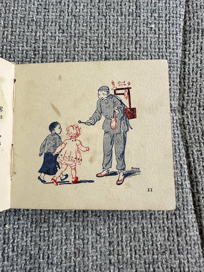 1942 Wee Wong & Mary Jane Ann: Playmate Books - Elsie H. Spriggs (The Livingstone Press)