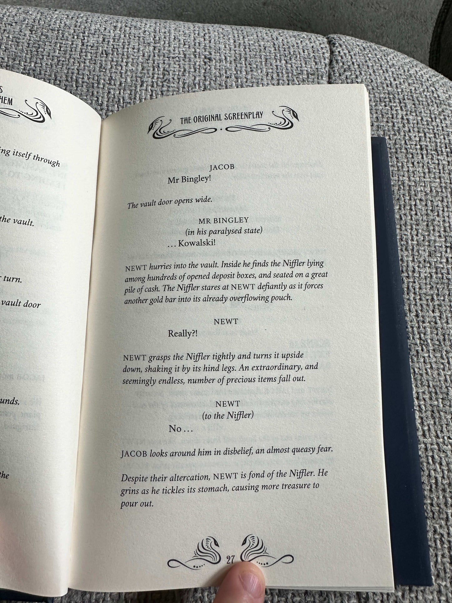 2016*1st* Fantastic Beasts & Where To Find Them (The Original Screenplay) J. K. Rowling (Little Brown)