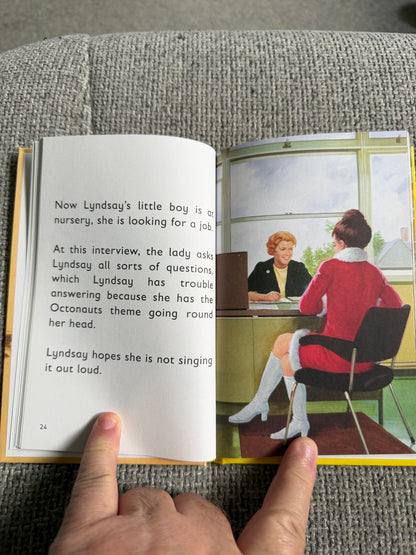 2016 The Mum (How It Works) Ladybird Series 999 - J. A. Hazeley & J. P. Morris (Ladybird Books For Grown Ups)