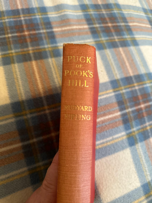 1940 Puck Of Pook’s Hill - Rudyard Kipling(H. R. Millar illustration) MacMillan & Co Ltd.