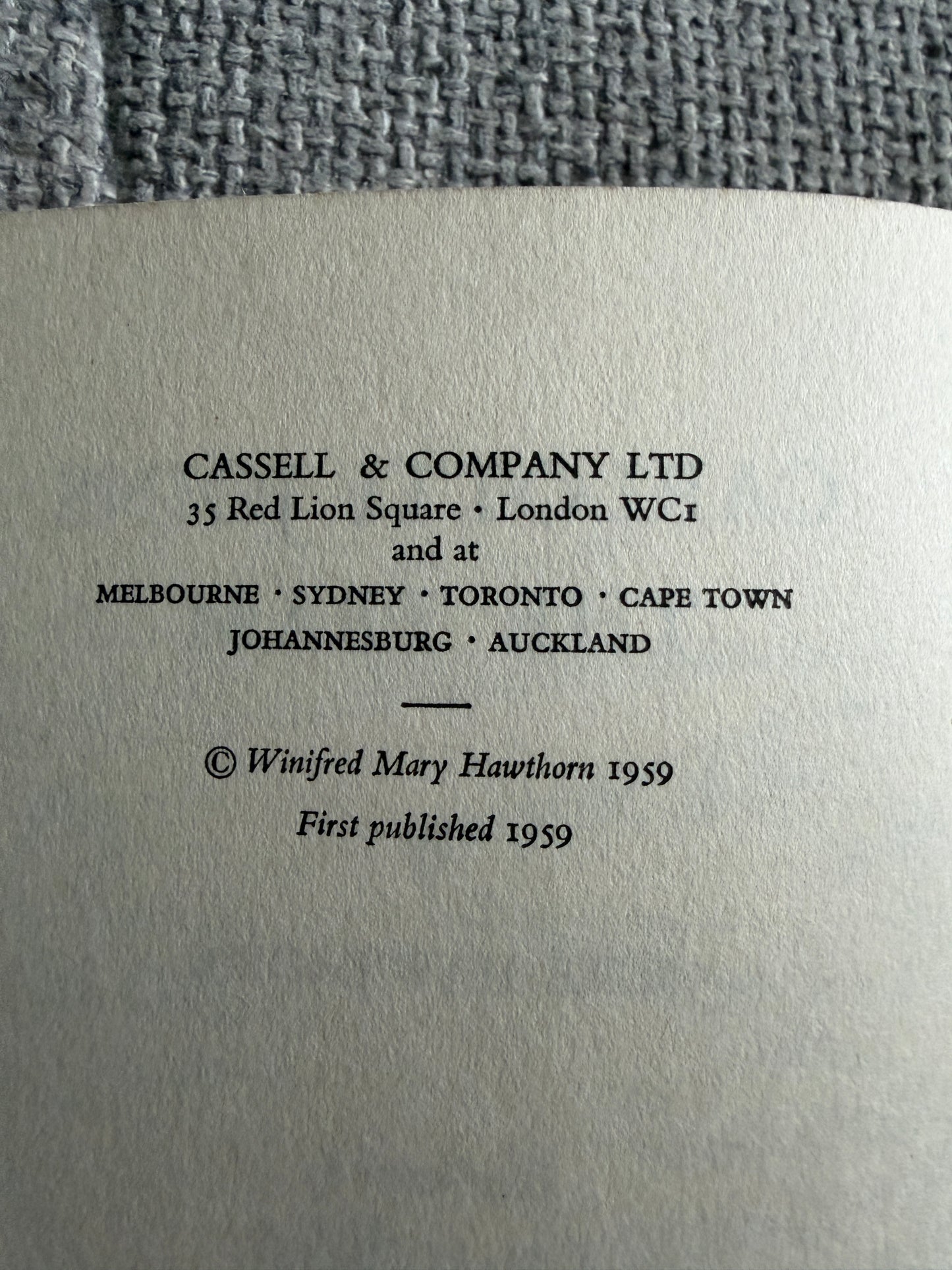 1959*1st* Carlotti Joins The Team - Mike Hawthorn (J. E. McConnell illust) Cassell Publisher