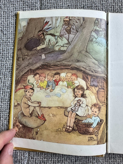 1971 The Nursery Peter Pan - J. M. Barrie (Mabel Lucie Attwell & J. S. Goodall Illust) Brockhampton Press