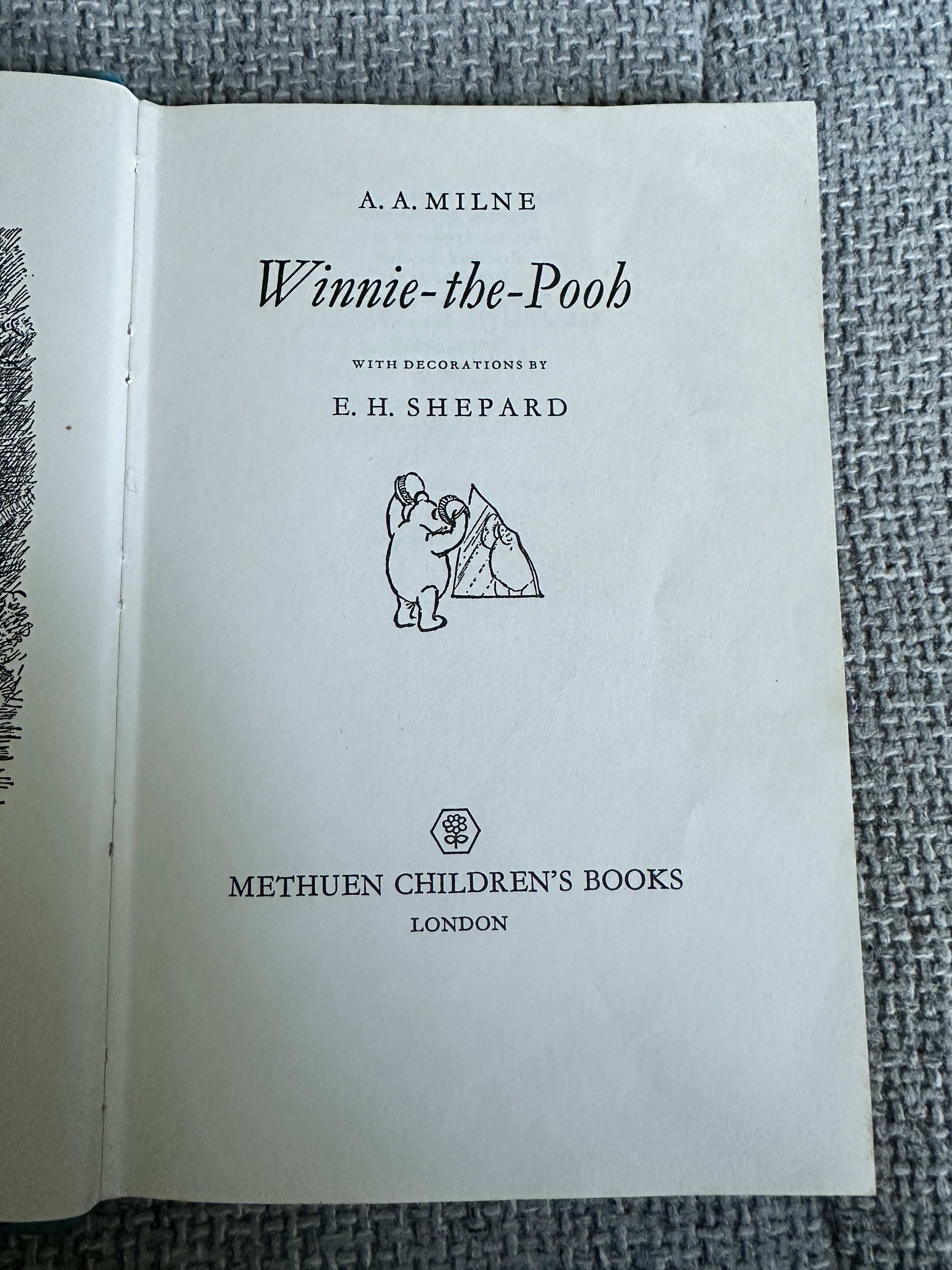 1974 Winnie-The-Pooh - A. A. Milne (E. H. Shepard Illust) Methuen Children’s Books