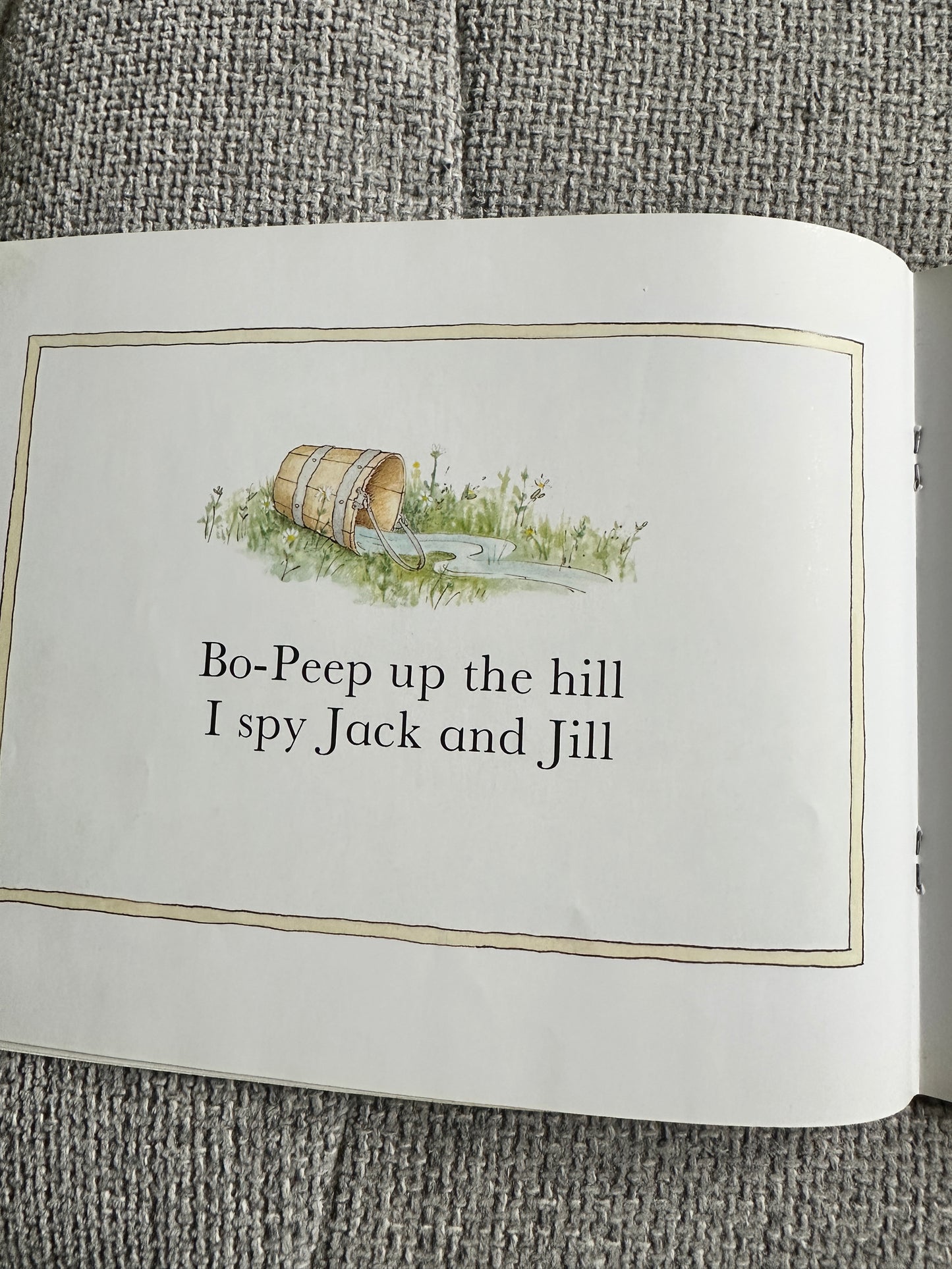 1989 Each Peach Pear Plum - Janet & Allan Ahlberg (Puffin) - Honeyburn Books (UK)