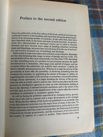 1990 Political Terrorism(Theory, Tactics & Counter Measures) Grant Wardlaw (Cambridge University Press)