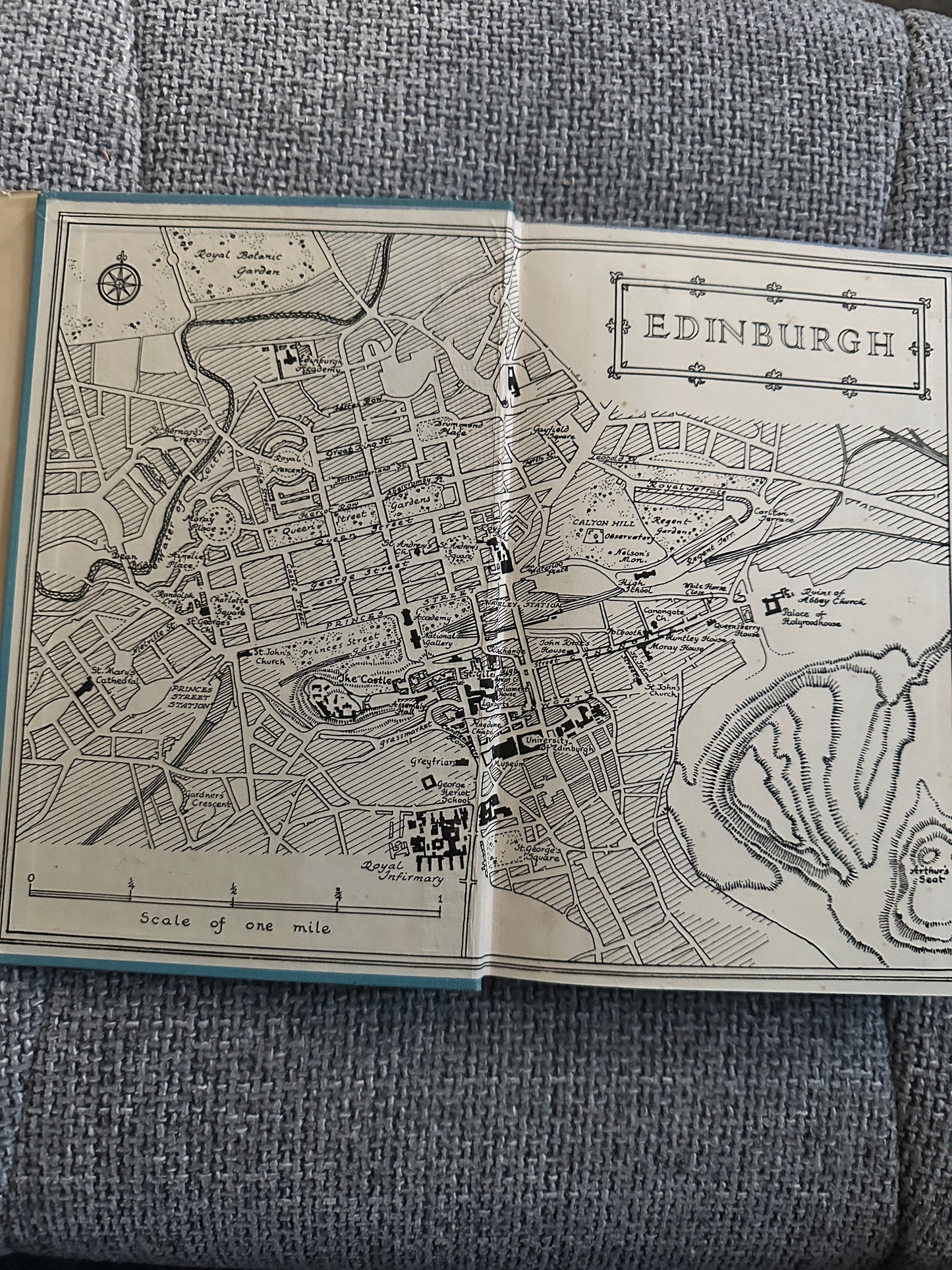 1947*1st* Edinburgh - George Scott-Moncrieff(B. T. Batsford)