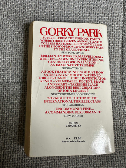 1982 Gorky Park - Martin Cruz Smith (Pan Books)