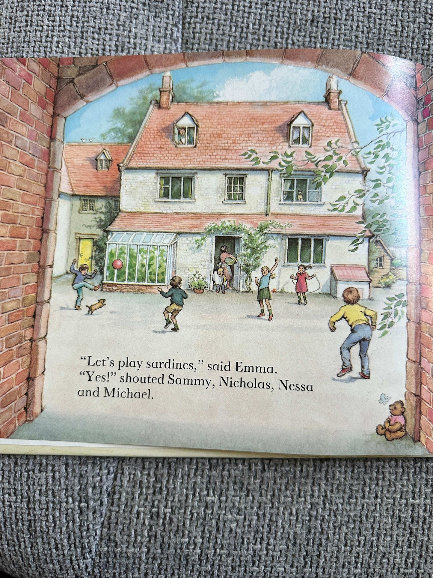 1989*1st* Sardines - Sally Grindley (Doreen Caldwell Illust) Hamish Hamilton