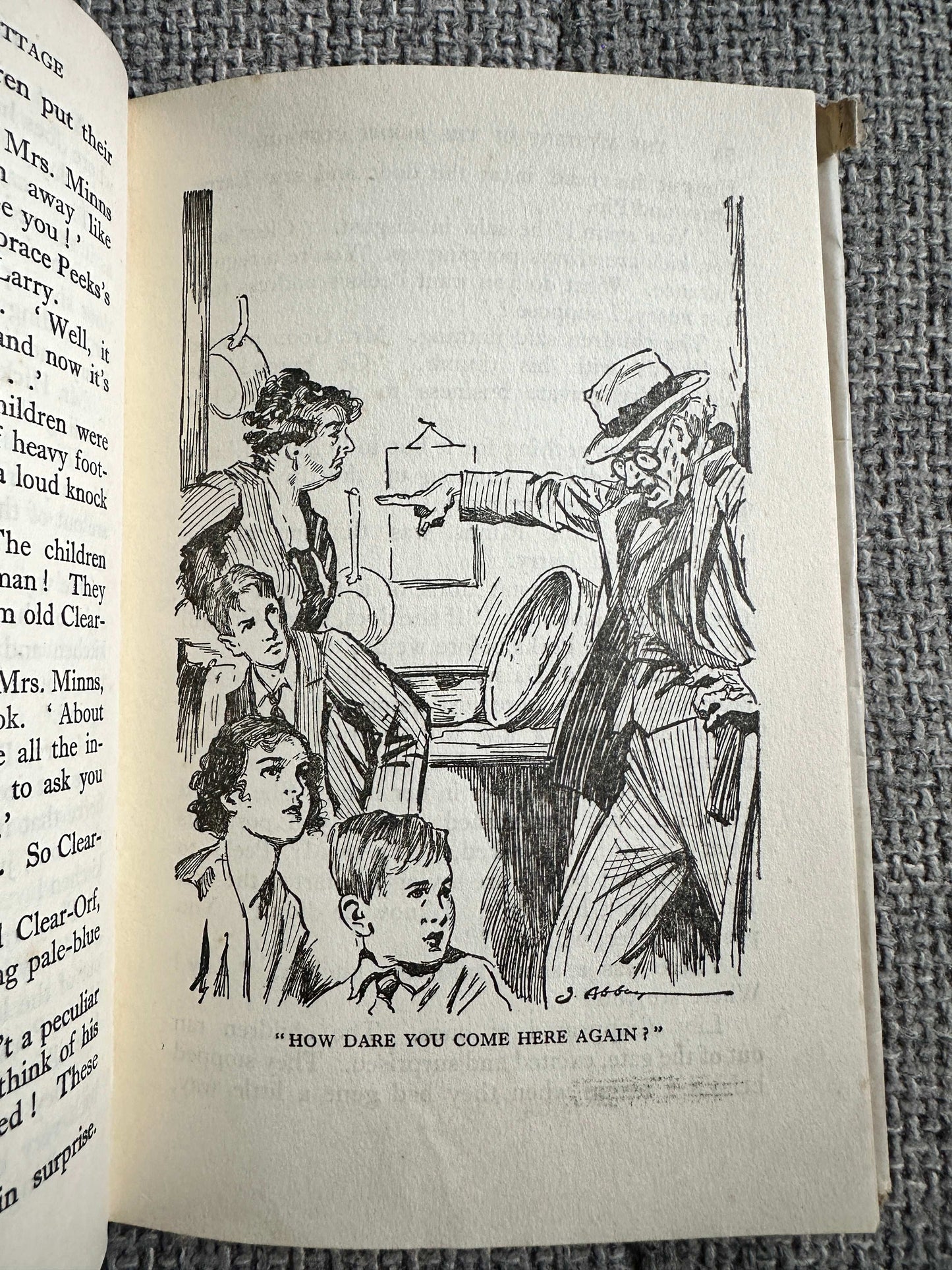 1947 The Mystery Of The Burnt Cottage - Enid Blyton (J. Abbey Illust) Methuen & Co Ltd)
