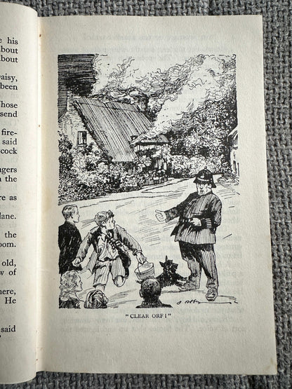 1947 The Mystery Of The Burnt Cottage - Enid Blyton (J. Abbey Illust) Methuen & Co Ltd)
